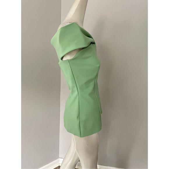 NWT Chiara Boni Vedia Twist Front Off The Shoulder Blouse Pear Green Size 2 $395 - Picture 7 of 10